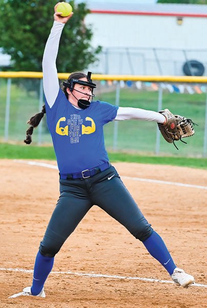 First-team All-State pitcher Taylor Baumhoer finished the season with a 20-3 record with six saves and a state championship as she allowed 24 earned runs on 89 hits (1.133 ERA), while issuing 20 walks and posting a season-record 235 strikeouts in 148.1 innings. Baumhoer ended the year with a .958 fielding effort, with 17 assists and six putouts in 24 attempts.